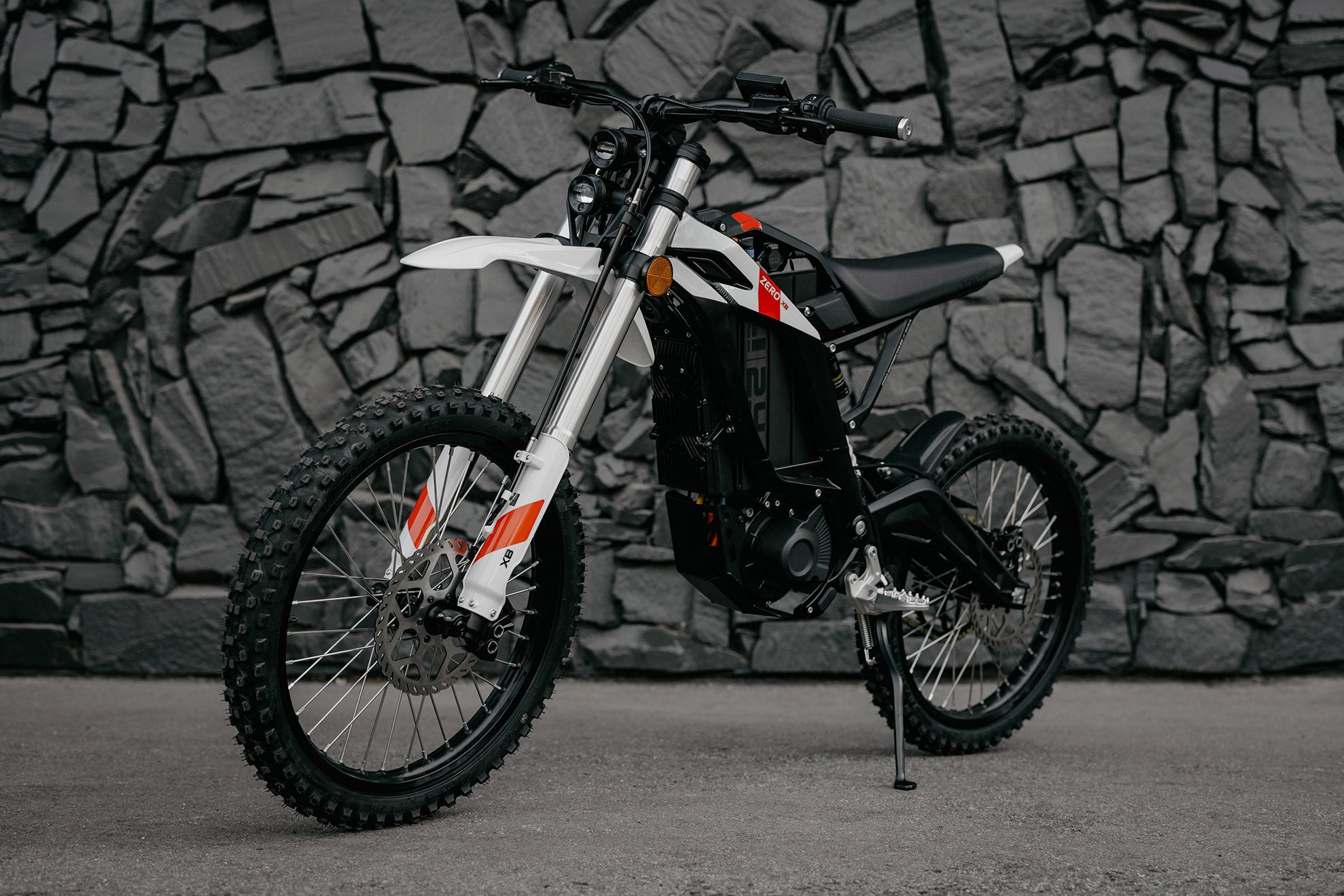 ZERO XB E-Enduro E-Motocross FS AM / B ZERO XB E-Enduro E-Motocross FS AM / B